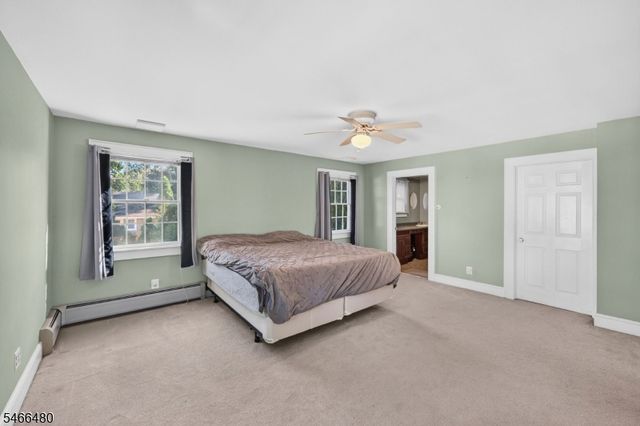207 Penfield Pl, Dunellen Boro, NJ 08812