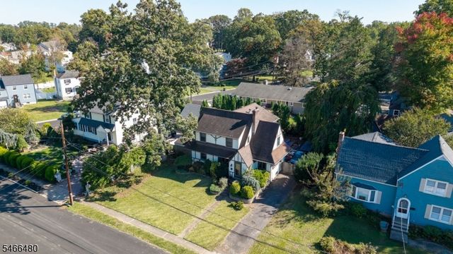 207 Penfield Pl, Dunellen Boro, NJ 08812