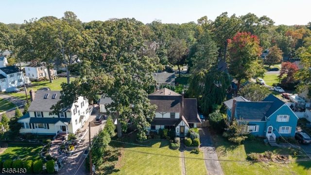 207 Penfield Pl, Dunellen Boro, NJ 08812