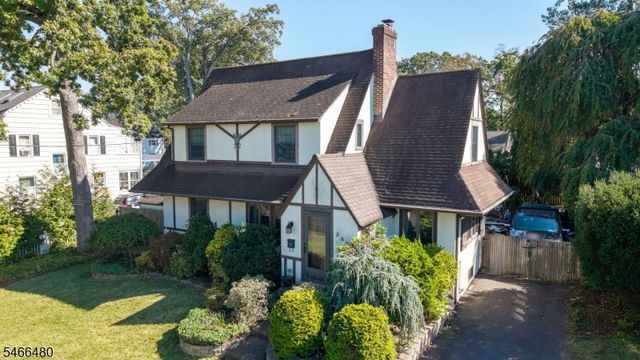 207 Penfield Pl, Dunellen Boro, NJ 08812