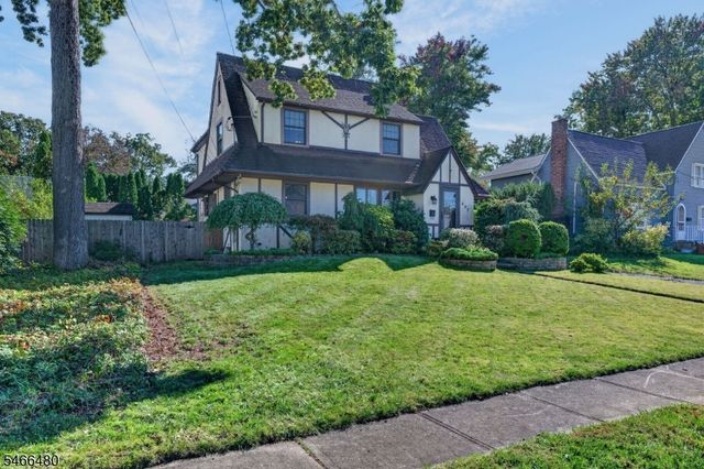 207 Penfield Pl, Dunellen Boro, NJ 08812