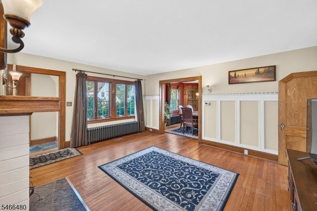 207 Penfield Pl, Dunellen Boro, NJ 08812
