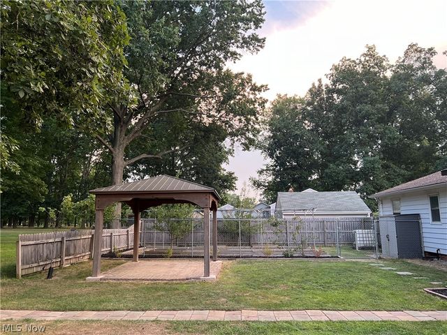 3282 Royalton Road, North Royalton, OH 44133