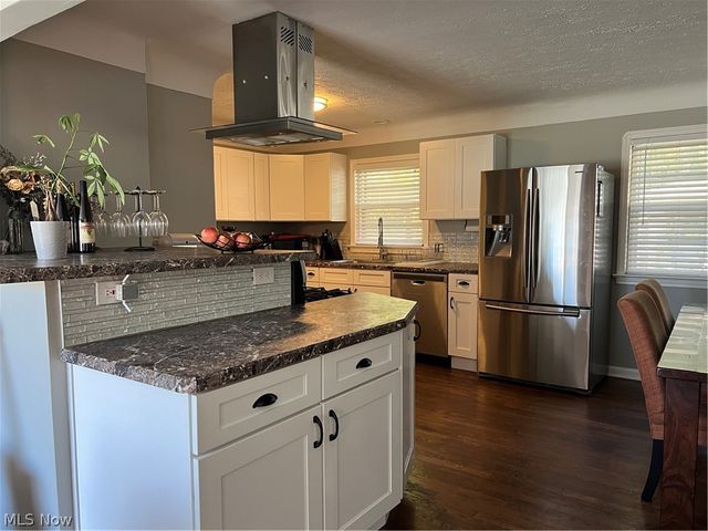 3282 Royalton Road, North Royalton, OH 44133