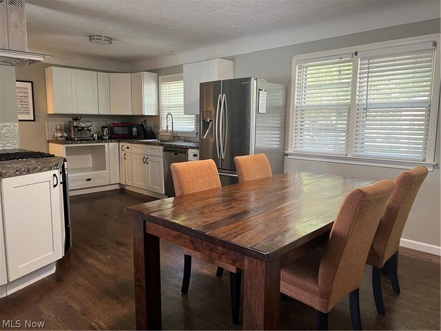3282 Royalton Road, North Royalton, OH 44133