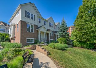 200 Concord Court, Morton Grove, IL 60053