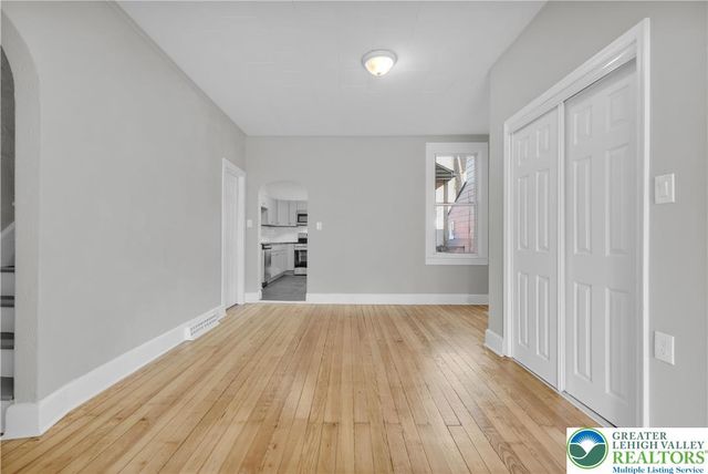 905 Bushkill Street, Easton, PA 18042