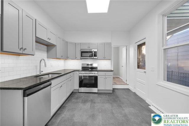 905 Bushkill Street, Easton, PA 18042