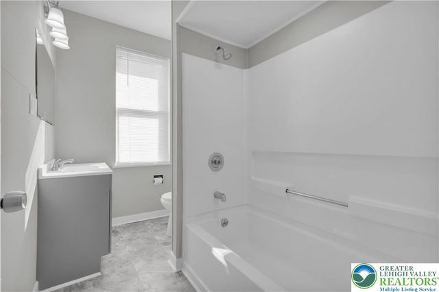 905 Bushkill Street, Easton, PA 18042