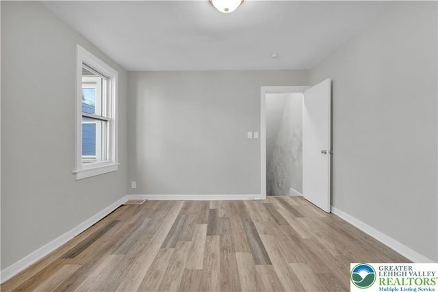 905 Bushkill Street, Easton, PA 18042