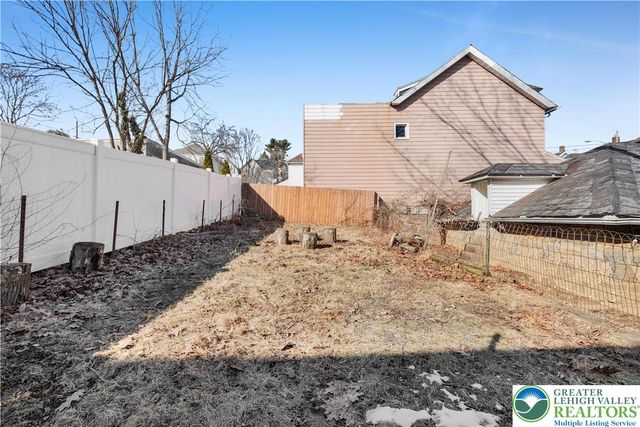 905 Bushkill Street, Easton, PA 18042