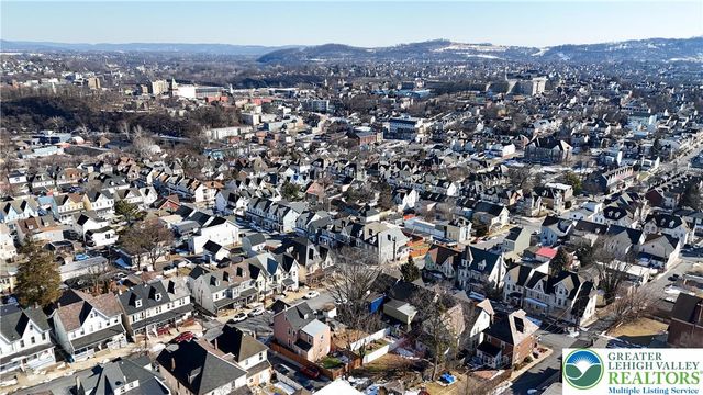 905 Bushkill Street, Easton, PA 18042