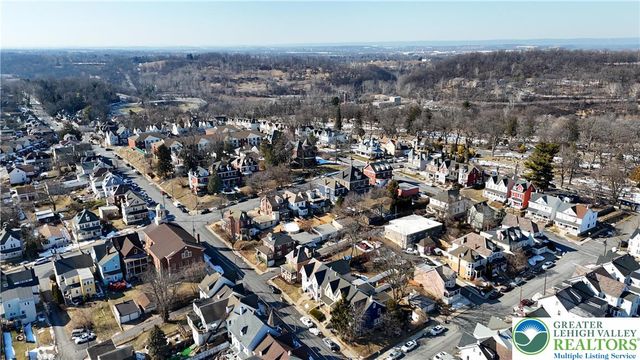 905 Bushkill Street, Easton, PA 18042