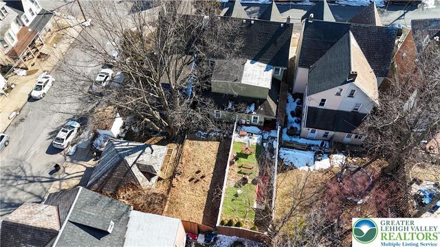 905 Bushkill Street, Easton, PA 18042