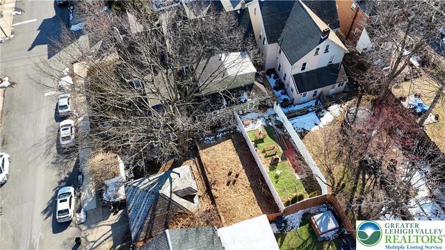 905 Bushkill Street, Easton, PA 18042