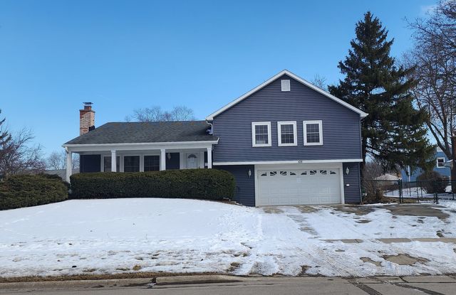 105 Aspen Drive, Schaumburg, IL 60194