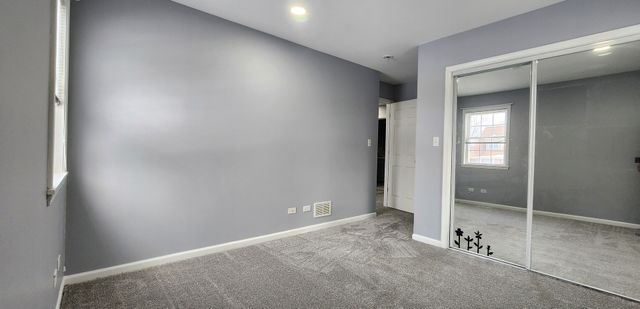 105 Aspen Drive, Schaumburg, IL 60194