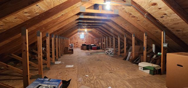 105 Aspen Drive, Schaumburg, IL 60194