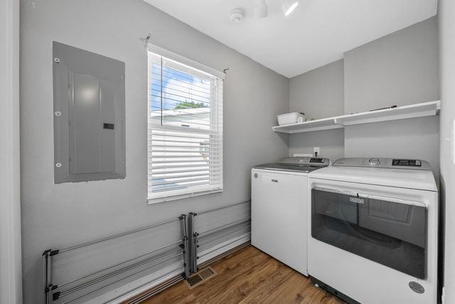 939 Shearor St, Clarksville, TN 37040