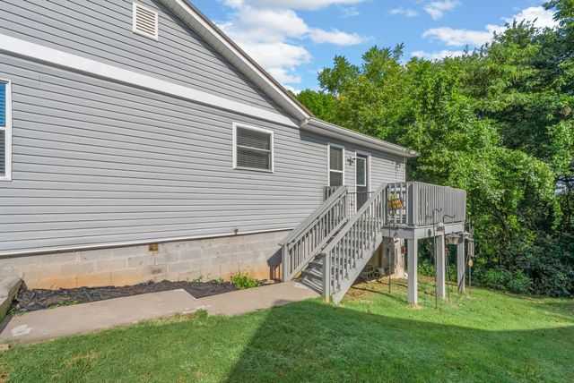 939 Shearor St, Clarksville, TN 37040