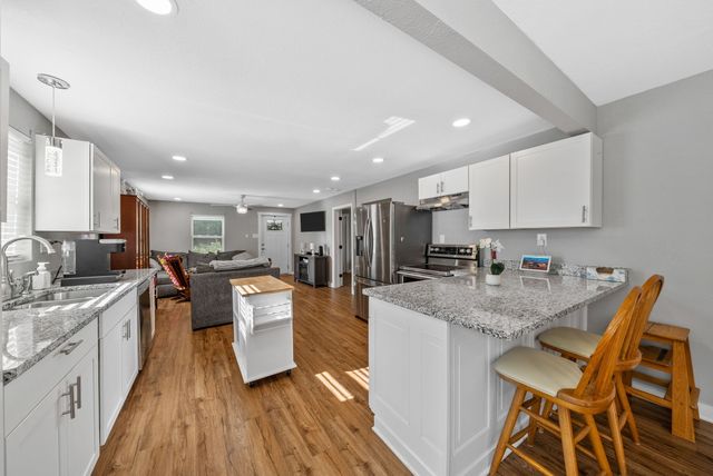 939 Shearor St, Clarksville, TN 37040