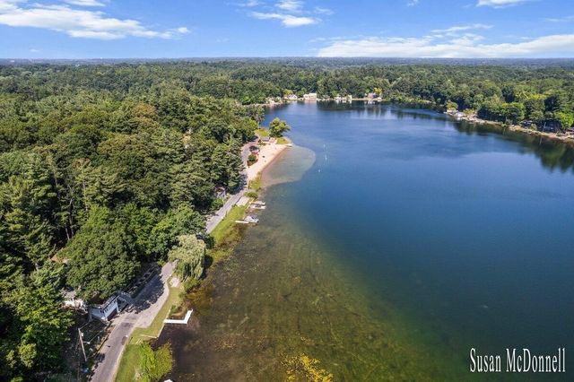 651 W Baldwin Lake Drive, Greenville, MI 48838