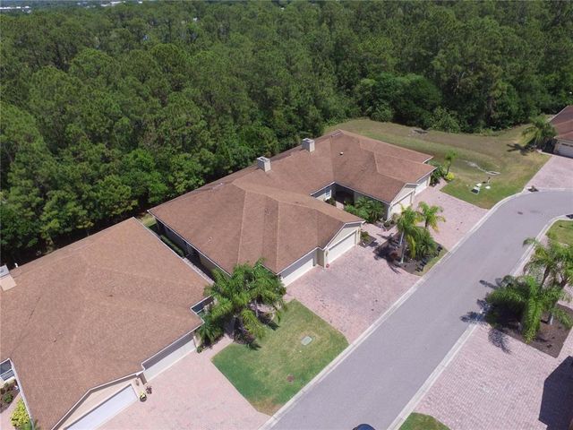 1573 VIENNA SQUARE DR, Winter Haven, FL 33884