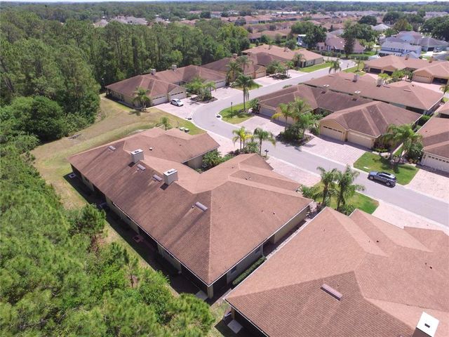 1573 VIENNA SQUARE DR, Winter Haven, FL 33884