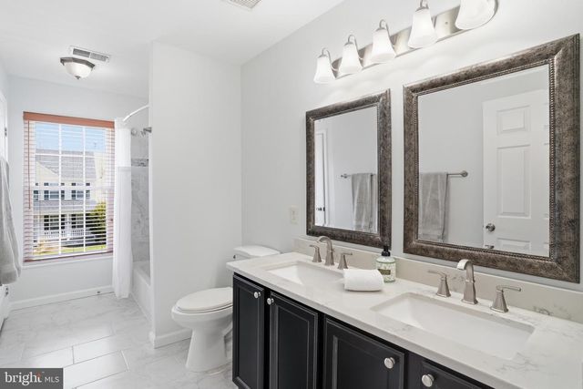 7710 CASHLAND CT, Alexandria, VA 22315