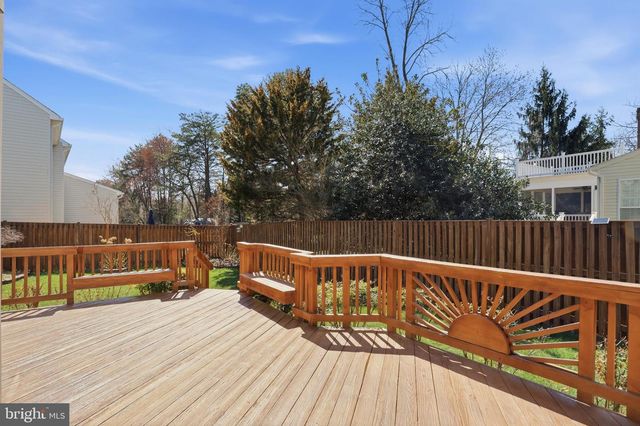 7710 CASHLAND CT, Alexandria, VA 22315