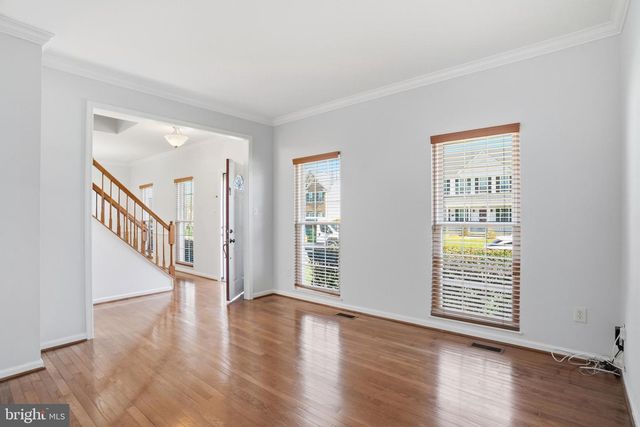 7710 CASHLAND CT, Alexandria, VA 22315