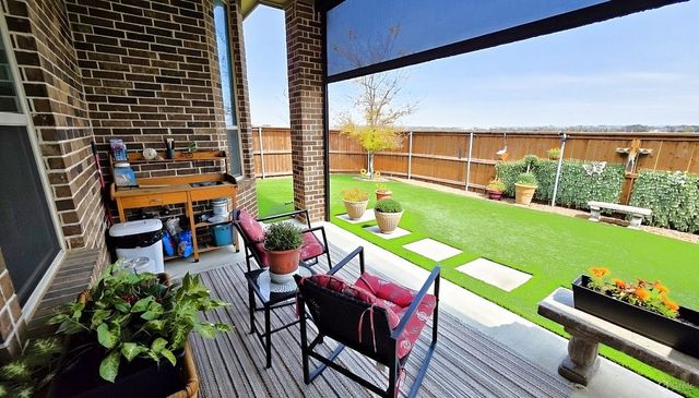 1111 Briar Oak Lane, Mansfield, TX 76063