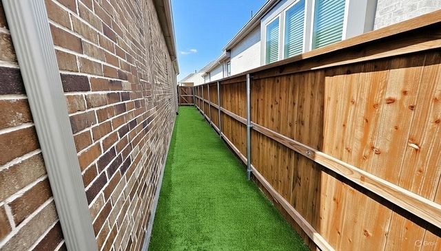 1111 Briar Oak Lane, Mansfield, TX 76063