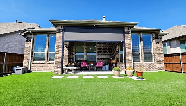 1111 Briar Oak Lane, Mansfield, TX 76063