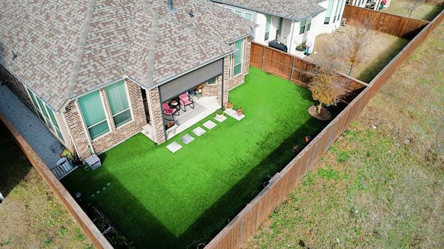 1111 Briar Oak Lane, Mansfield, TX 76063