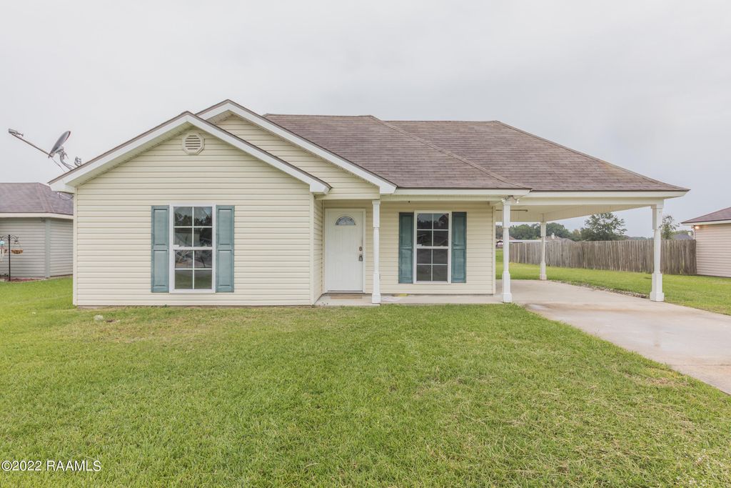1029 Gary Drive, Breaux Bridge, LA 70517