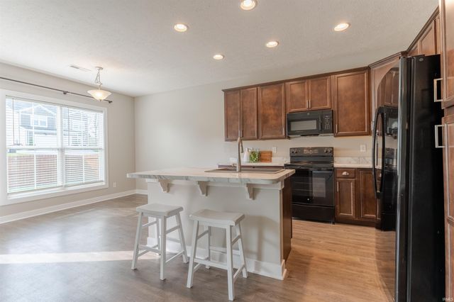 1245 Helen Court, Boonville, IN 47601