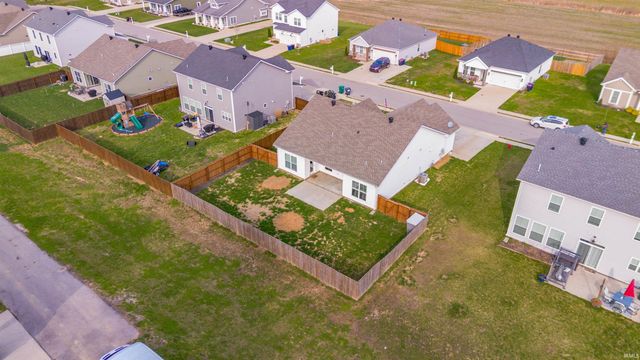 1245 Helen Court, Boonville, IN 47601