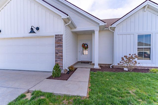 1245 Helen Court, Boonville, IN 47601