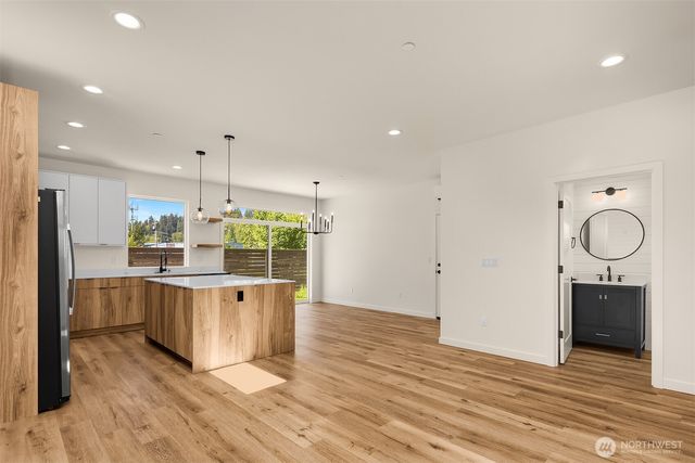 118 4th Avenue S, Algona, WA 98001
