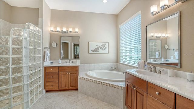 5146 COTE DU RHONE WAY, Sarasota, FL 34238