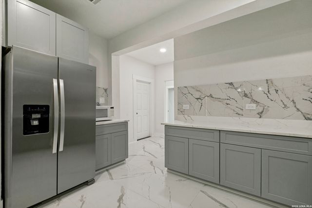 612 W Magnolia, San Antonio, TX 78212