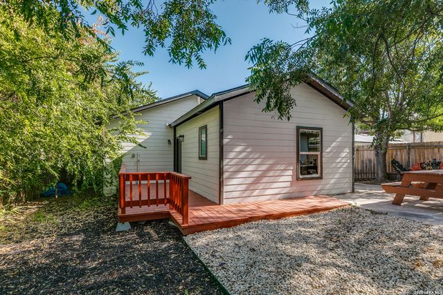 612 W Magnolia, San Antonio, TX 78212