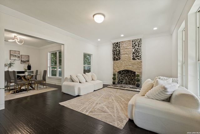 612 W Magnolia, San Antonio, TX 78212