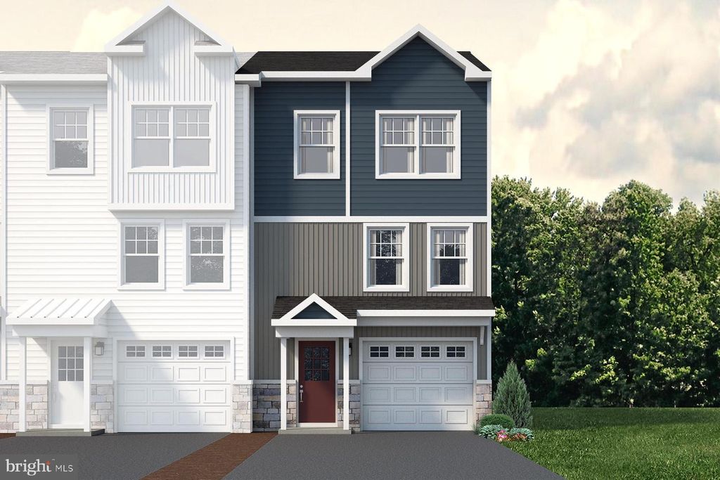 121 PHOEBE RD, Port Matilda, PA 16870