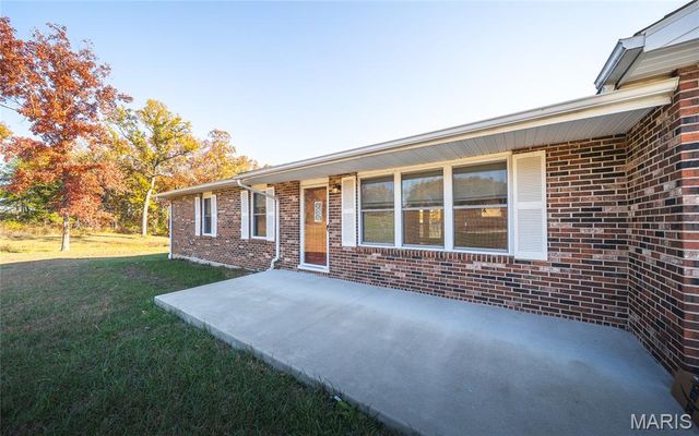 12426 County Road 8050, Rolla, MO 65401
