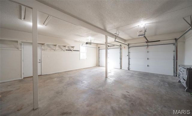 12426 County Road 8050, Rolla, MO 65401