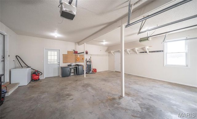 12426 County Road 8050, Rolla, MO 65401