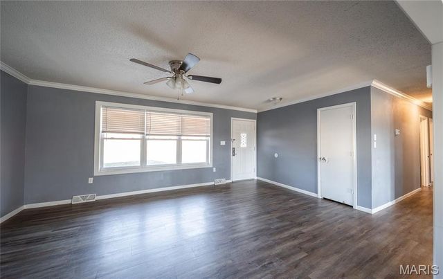 12426 County Road 8050, Rolla, MO 65401