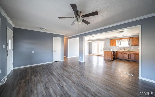 12426 County Road 8050, Rolla, MO 65401